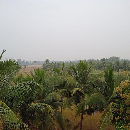 Gangi Kota North Flat Apartment Kovvur Bagian luar foto