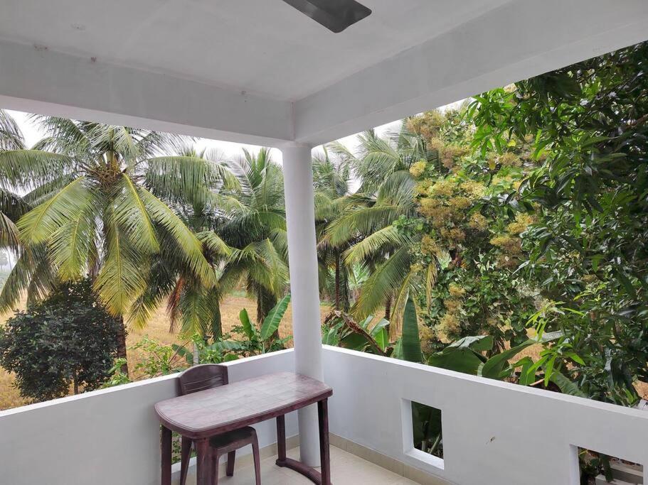 Gangi Kota North Flat Apartment Kovvur Bagian luar foto